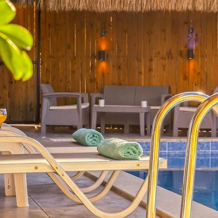 Sahin -1-3 Bedroom-sleep 6 People- Sahin 2-1 Bedroom Sleep 2 People Villa