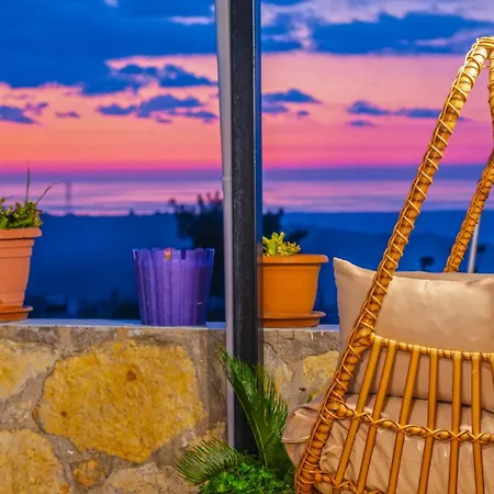 Villa Sahin -1-3 Bedroom-sleep 6 People- Sahin 2-1 Bedroom Sleep 2 People *