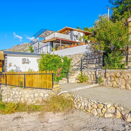 Вилла Sahin -1-3 Bedroom-sleep 6 People- Sahin 2-1 Bedroom Sleep 2 People *
