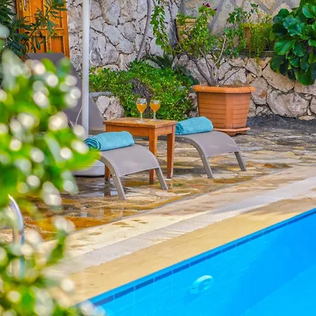 Villa Sahin -1-3 Bedroom-sleep 6 People- Sahin 2-1 Bedroom Sleep 2 People Kas