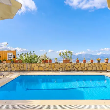 Villa Sahin -1-3 Bedroom-sleep 6 People- Sahin 2-1 Bedroom Sleep 2 People *