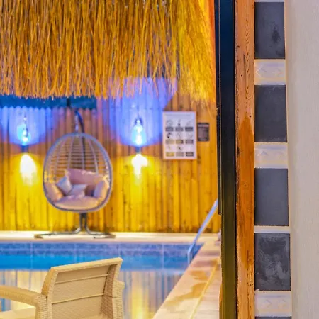Vilă Sahin -1-3 Bedroom-sleep 6 People- Sahin 2-1 Bedroom Sleep 2 People *